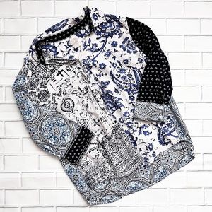 Chico’s Blue and White Cotton Mixed Print Button Down Shirt